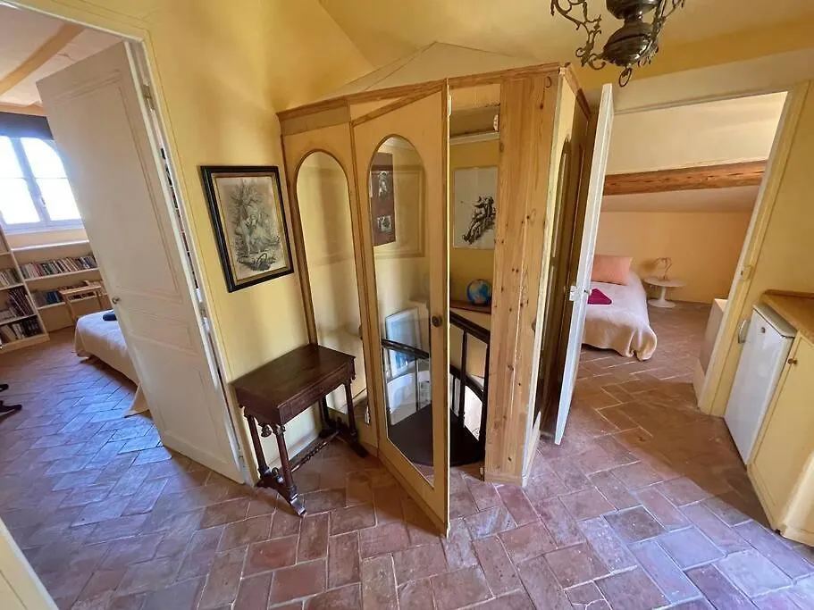 Villa Chateaubriand Sur Hyeres Proche Du Centre 0*,  Fransa